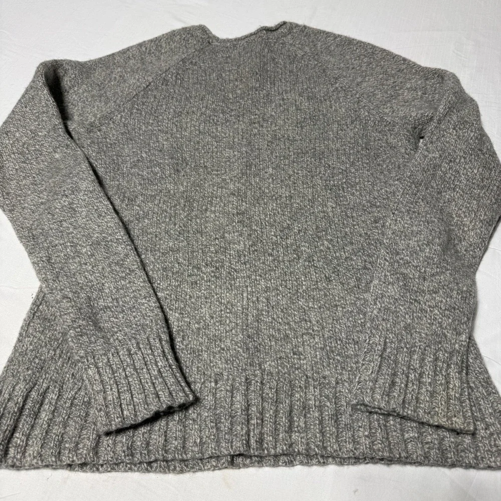 L.L. Bean 100% Lambswool Rolled Neck Sweater Men's Size Medium 502622